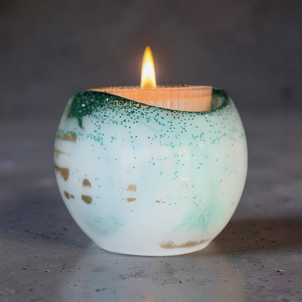 Curved Candle Holder- Green